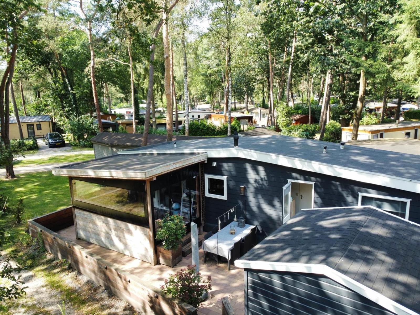 Chalet Bosrijk Midden In De Natuur-Eten&Drinken-Activiteiten-Ontspanning-En Nog Veel Meer Hoenderloo Exterior photo